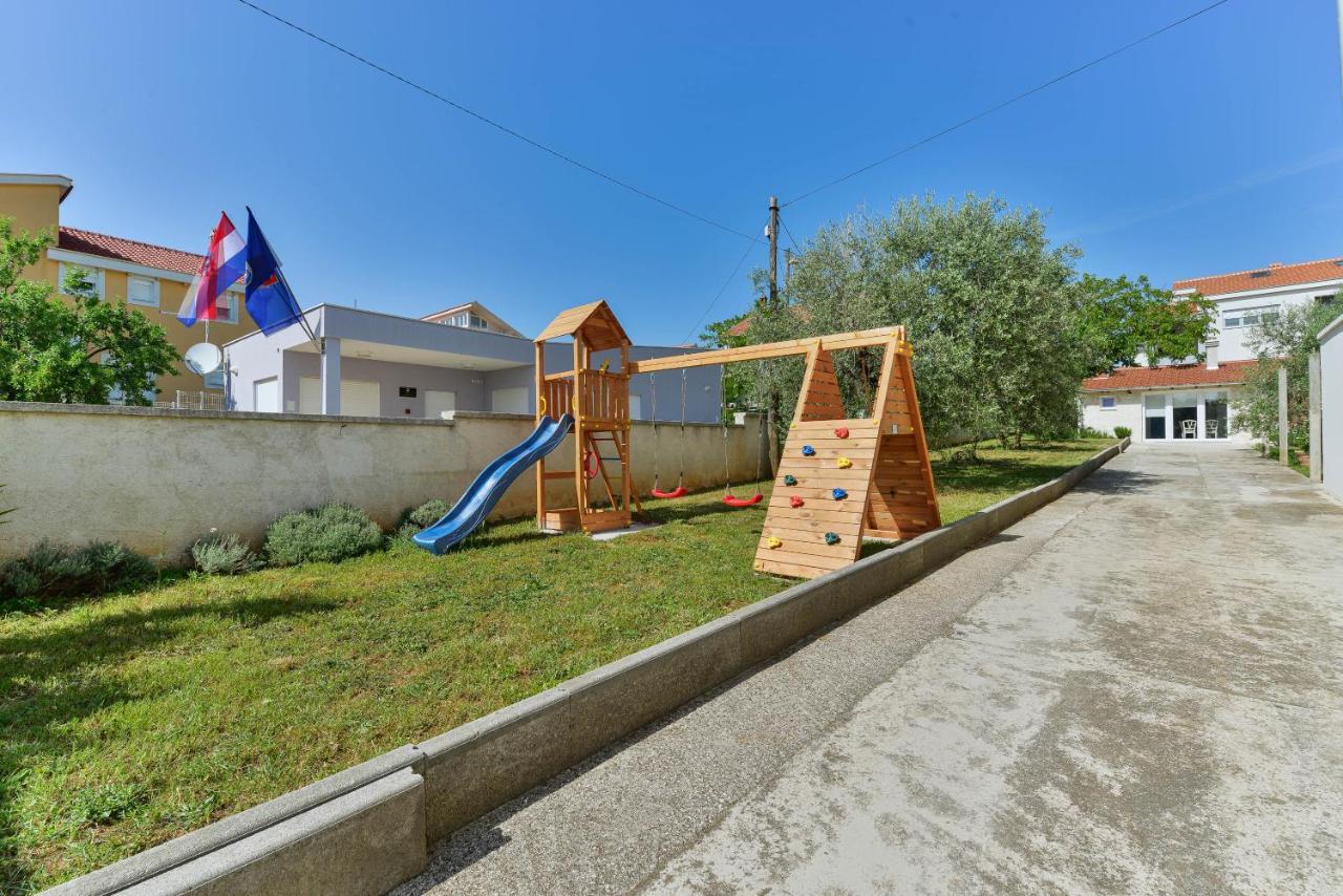 Hacienda Mia With Pool,Bbq, Yacuzzi,Free Parking Задар Екстериор снимка