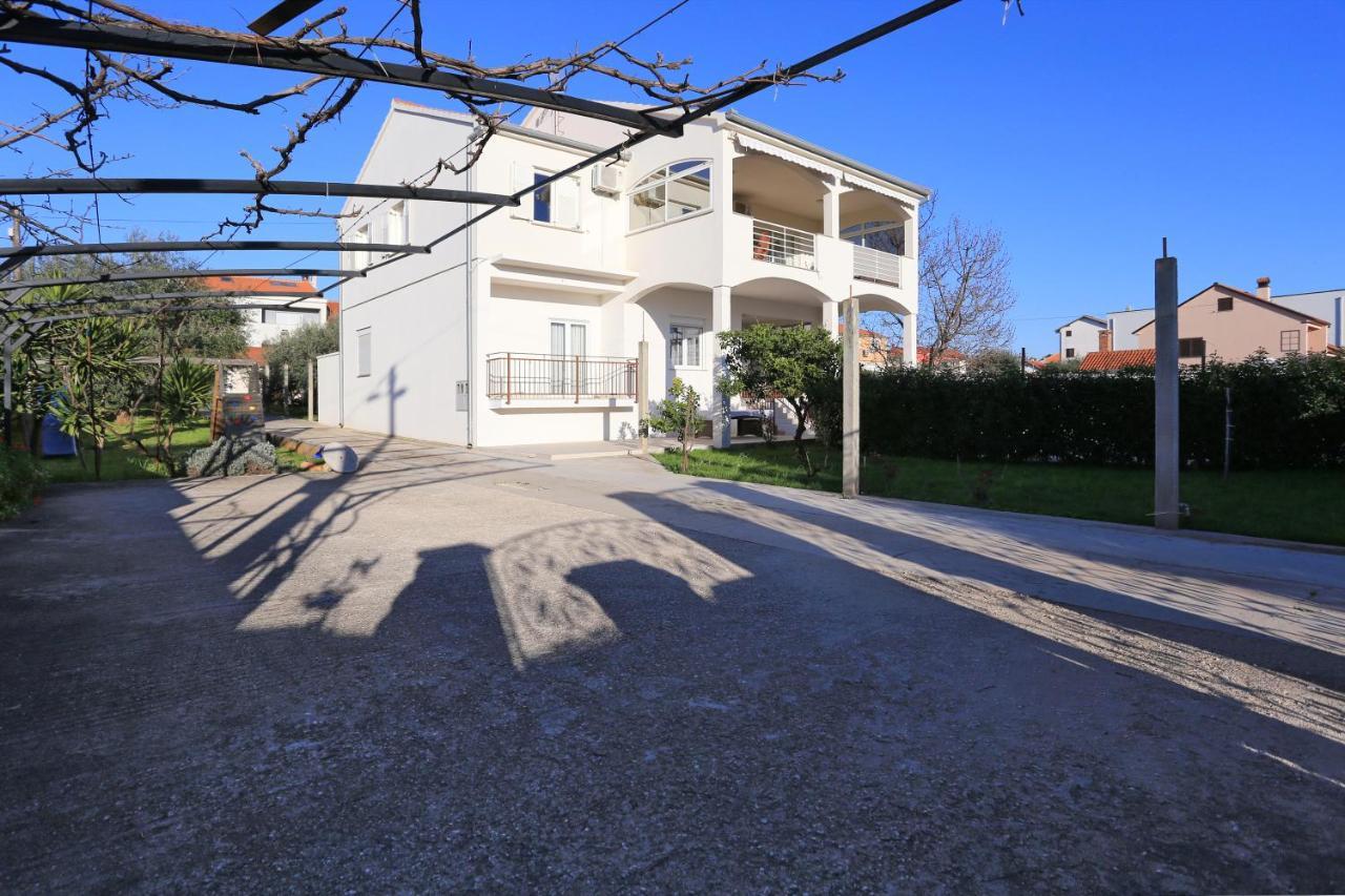 Hacienda Mia With Pool,Bbq, Yacuzzi,Free Parking Задар Екстериор снимка